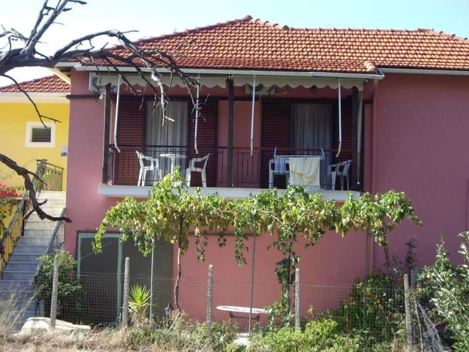 Eros Appartments Kalamitsi  Bagian luar foto