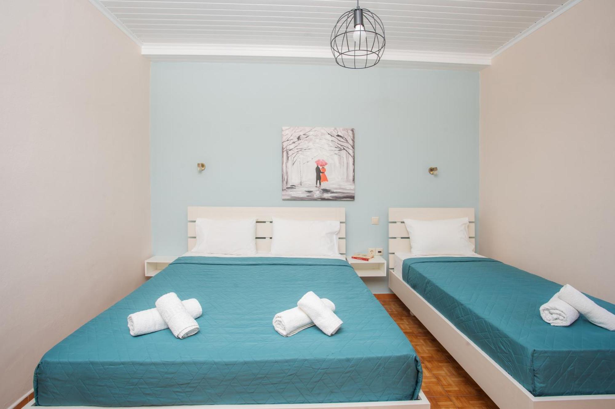 Eros Appartments Kalamitsi  Bagian luar foto