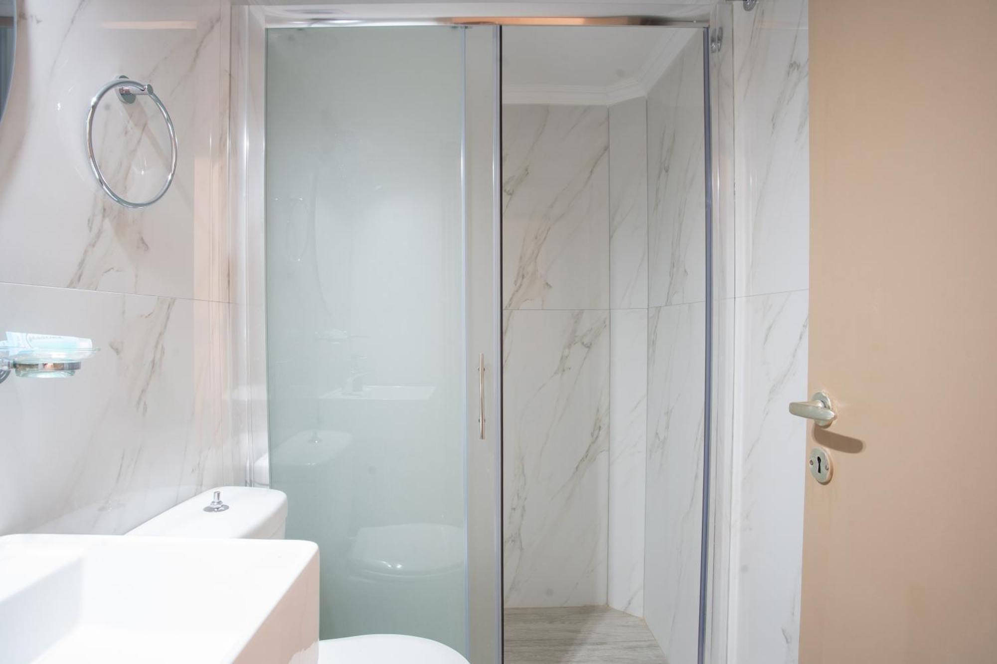 Eros Appartments Kalamitsi  Bagian luar foto